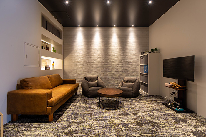 「H.B.P JO-NAN」1階のエントランス